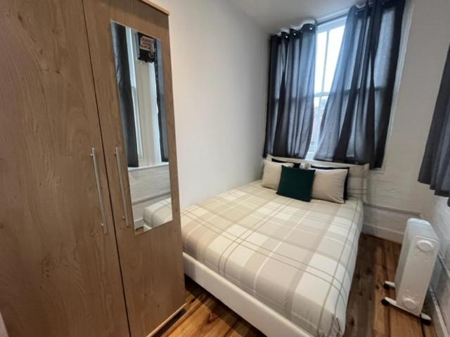 Tree Apartments Goswell Road Ec1 Angel London Exterior photo